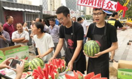 热心的朝阳群众吃瓜网,吃瓜网揭秘娱乐圈最新动态